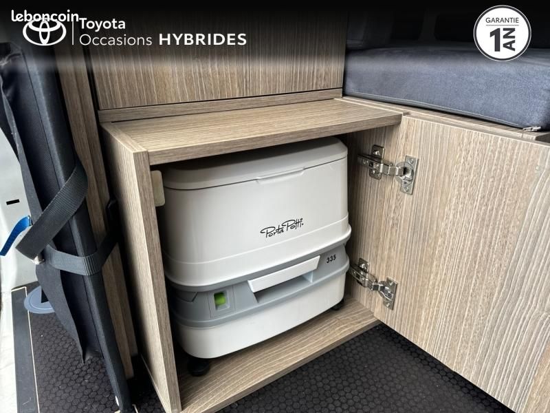 Toyota PROACE Medium 2.0 D-4D 180 Business BVA MY20 (image 23)