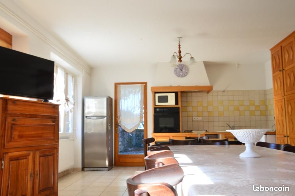 Gîte dans ancien corps de ferme (image 3)