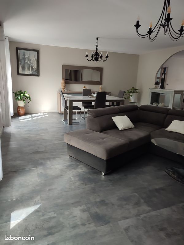Maison 8 pièces 167 m² · à Sainte-Foy · 167 m² · 365 000 €