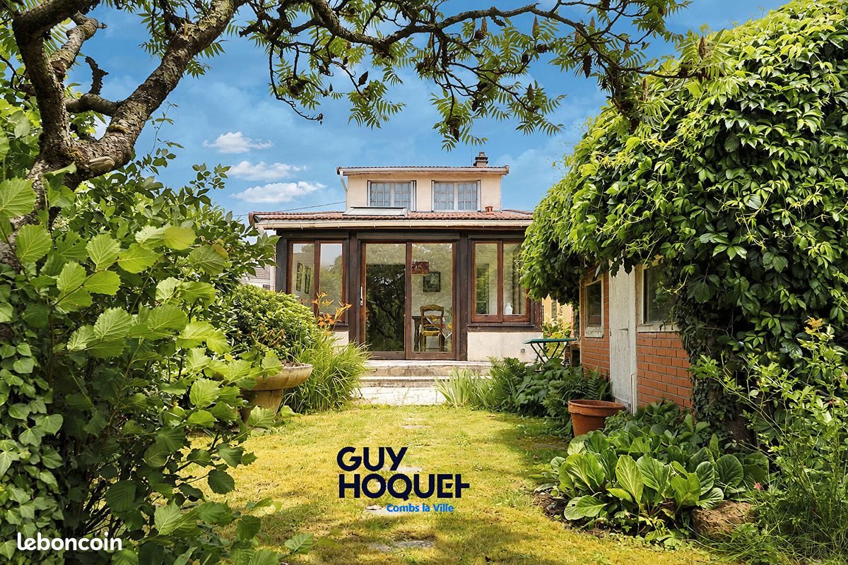 Maison 5 pièces 92 m² · à Combs-la-Ville · 92 m² · 235 000 €