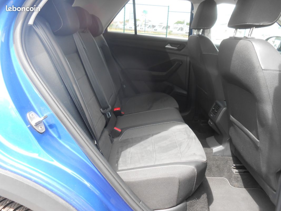 VOLKSWAGEN T-ROC 2.0 TDI 150 Start/Stop DSG7 Style (image 12)