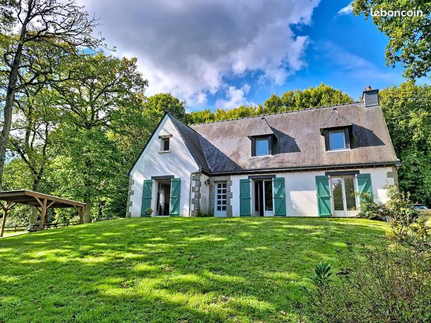 Propriété 6 pièces 145 m²