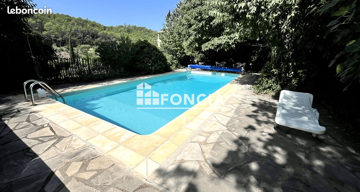 Maison 6 pièces 199 m² · à Le Thoronet · 199 m² · 199 900 €