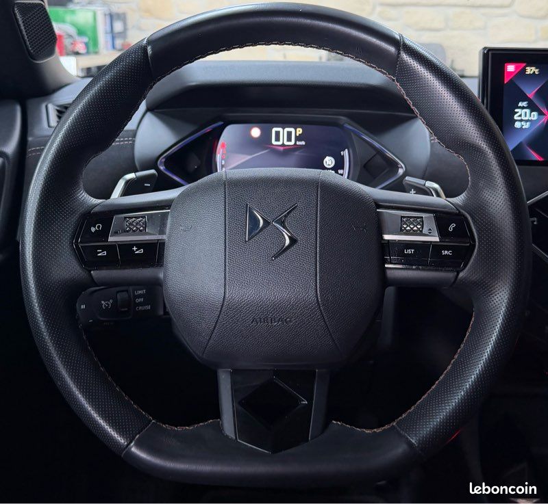 Garantie 12 Mois DS3 Crossback HDI 130 ch Performance Line EAT8 / CarPlay-Android / Climatisation automatique / Caméra de recul / I-Cokpit / Radar de stationnement Avant-Arrière (image 5)