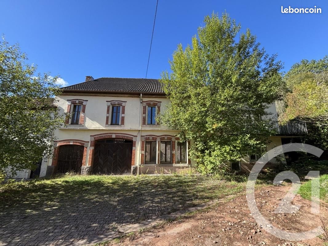 Maison 11 pièces 290 m² · à Moussey · 290 m² · 59 900 €