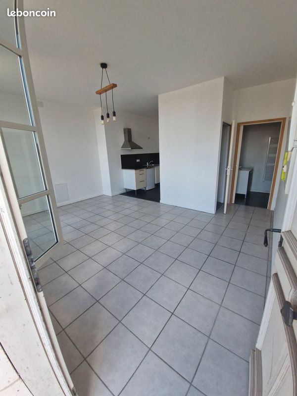 Appartement 1 pièce 36 m² · à Angoulême · 36 m² · 430 €/mois