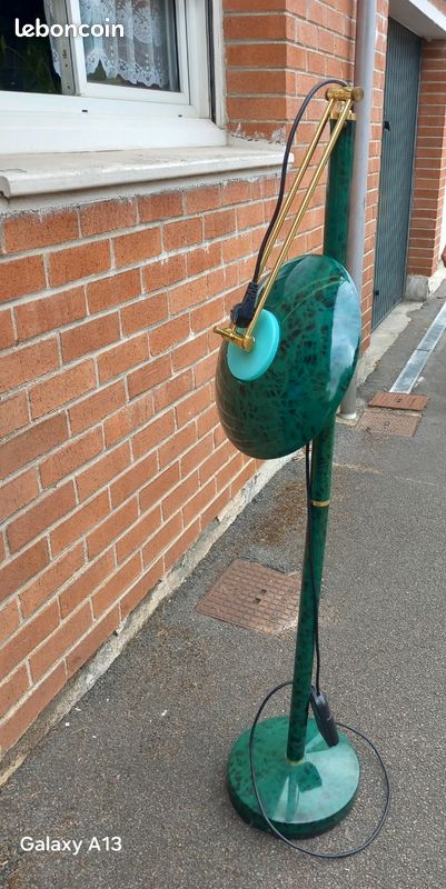 Lampadaire halogène (image 1)