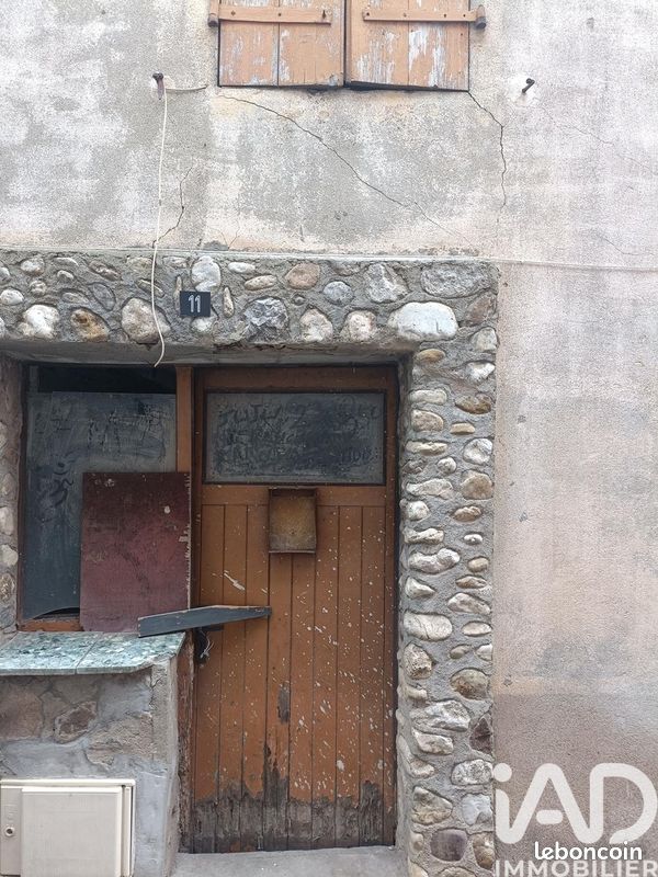 Maison 1 pièce 90 m² · à Tuchan · 90 m² · 14 300 €