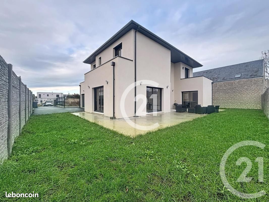 Maison 6 pièces 193 m² · à Hermanville-sur-Mer · 193 m² · 599 900 €