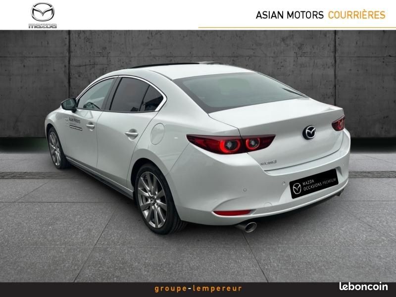 Mazda Mazda 3 Berline 2.0 e-SKYACTIV-X M-Hybrid 186ch Takumi BVA 2025 Euro6e (image 9)