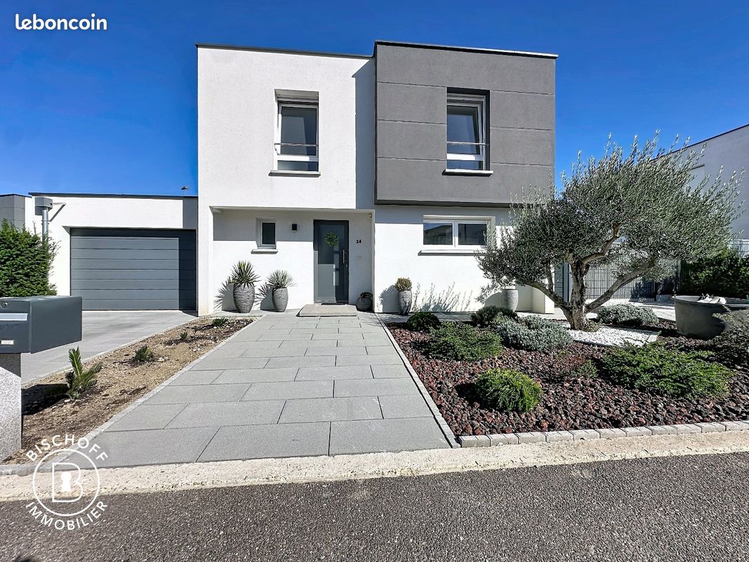 Maison 5 pièces 117 m² · à Blotzheim · 117 m² · 601 000 €