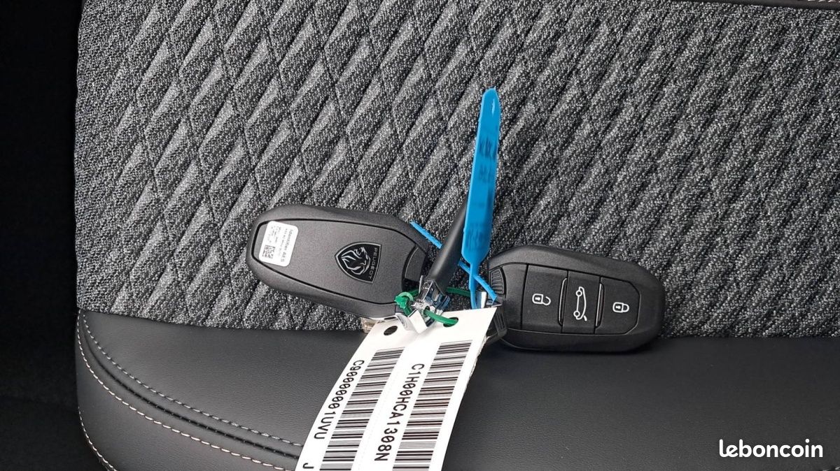 Peugeot 308 SW (3) Hybrid 145 e-DCS6 ALLURE (image 20)