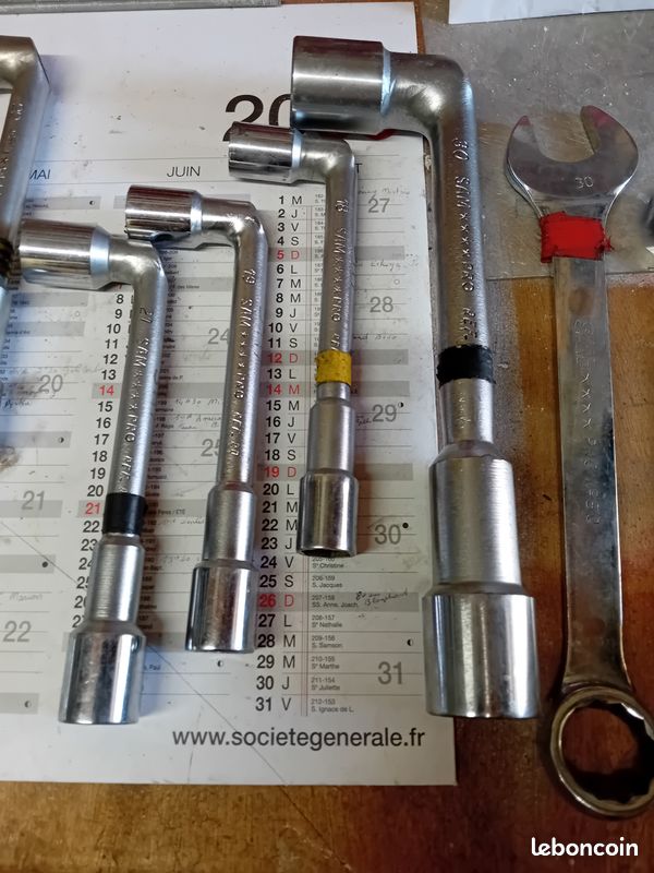 Lot de 13 clés à pipe et 2 clés plates (image 4)