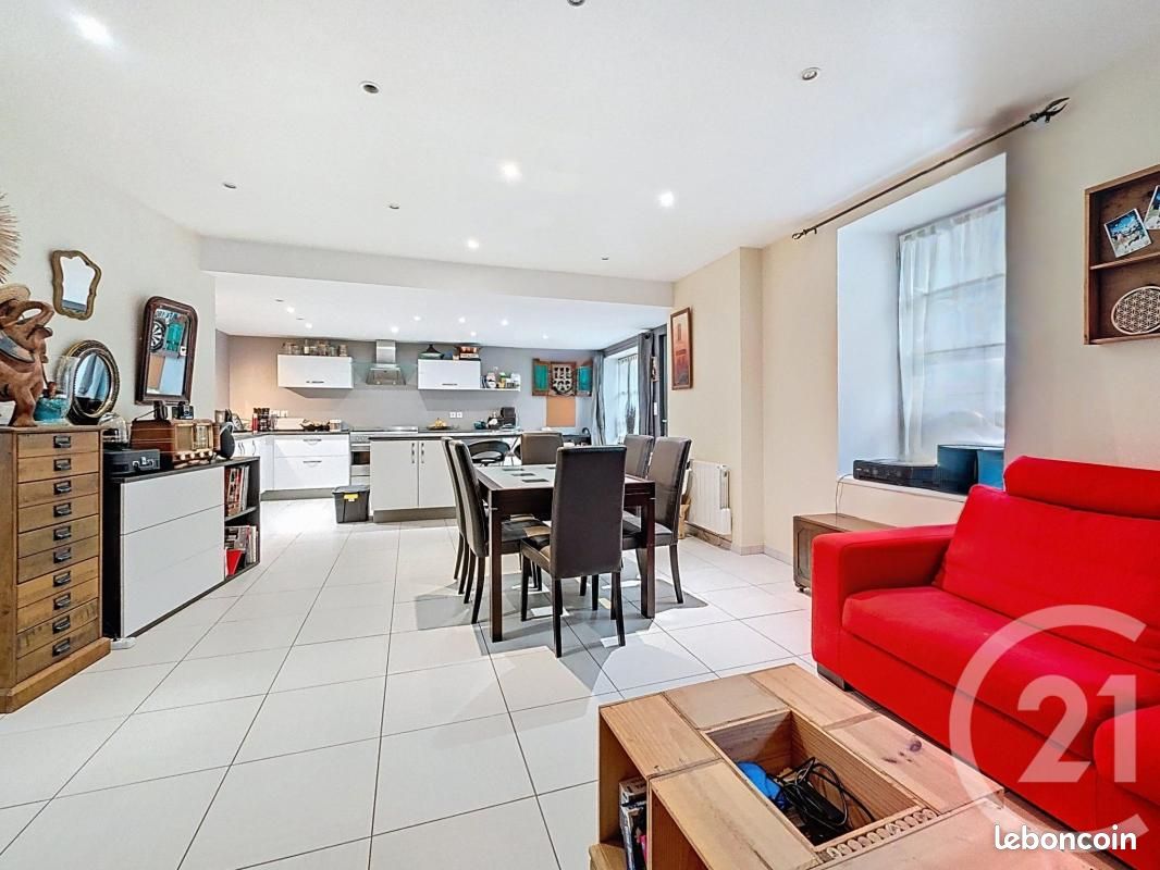 Maison 6 pièces 113 m² · à Châtelaudren-Plouagat · 113 m² · 189 500 €