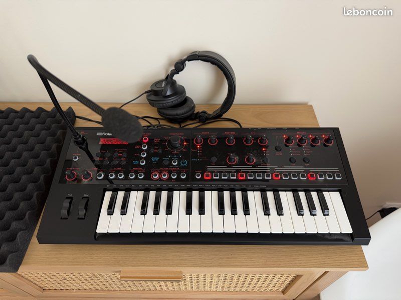 Synthétiseur ROLAND / JD-XI (image 2)
