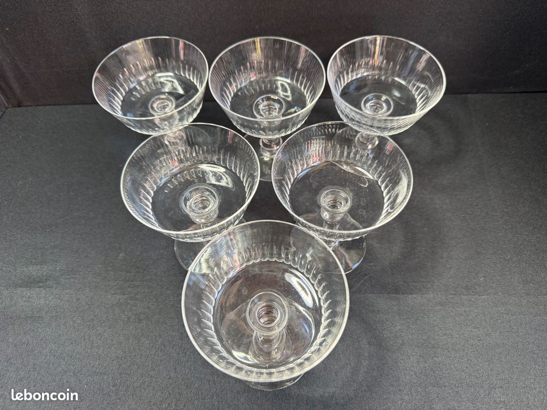 6 coupes Baccarat à petites côtes creuses (image 2)