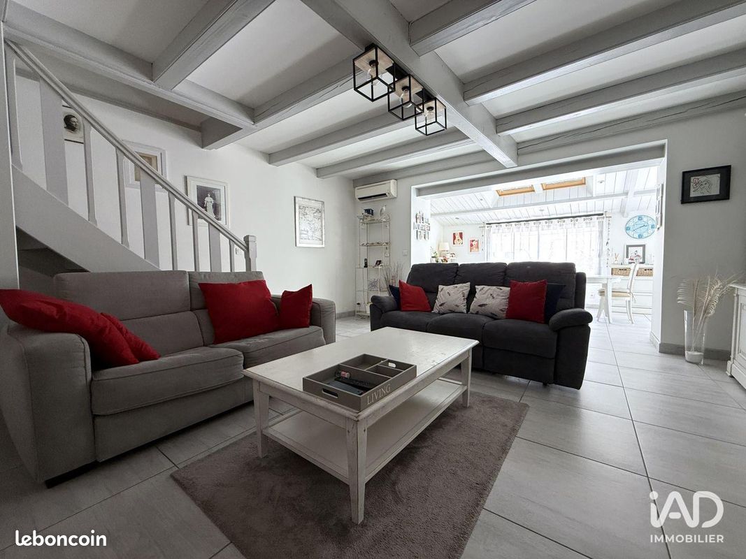Maison 5 pièces 120 m² · à Angoulins · 120 m² · 420 000 €