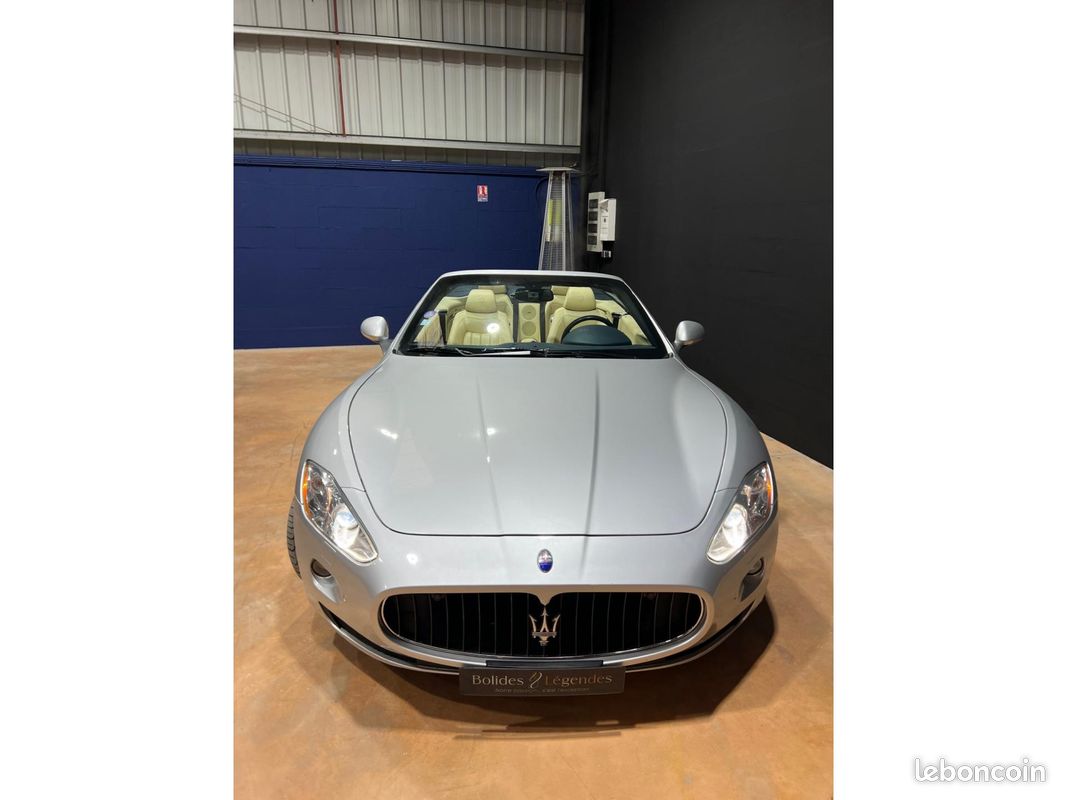 MASERATI GRANCABRIO 4.7i V8 - 440 - BVA CABRIOLET - Garantie 12 mois (image 10)
