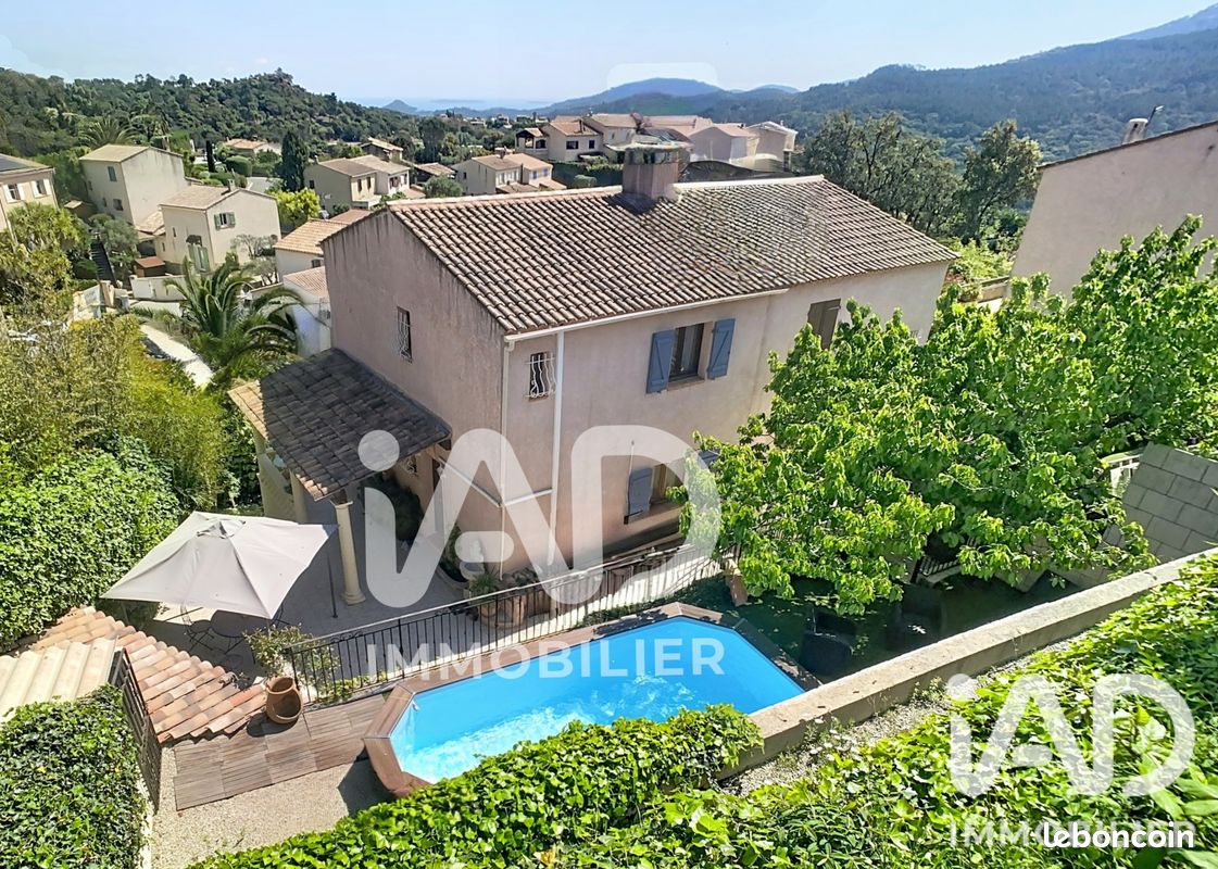 Maison 5 pièces 100 m² · à Mandelieu-la-Napoule · 100 m² · 450 000 €