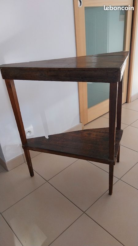 Étagère d'angle unique en son genre (image 3)