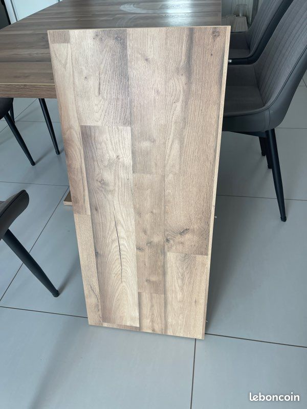 Table de salle à manger (image 7)