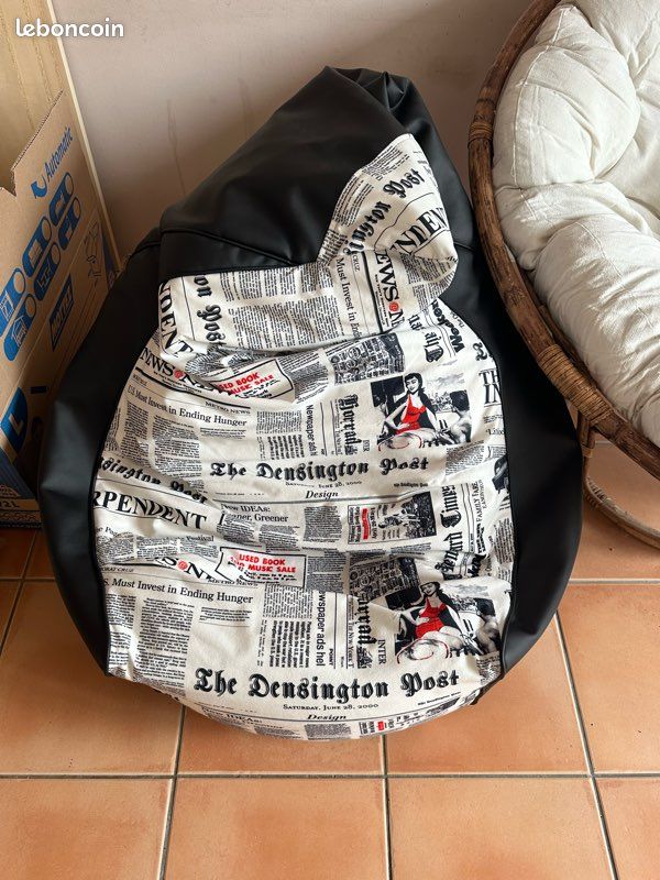 Pouffe (image 1)