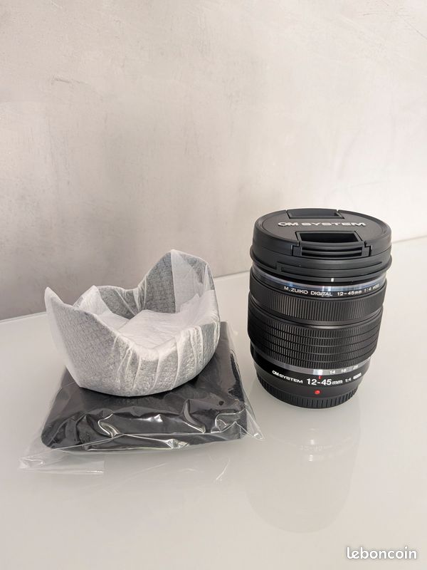 Objectif OM System 12-45mm f4 Pro [Garantie 5 ans] (image 1)