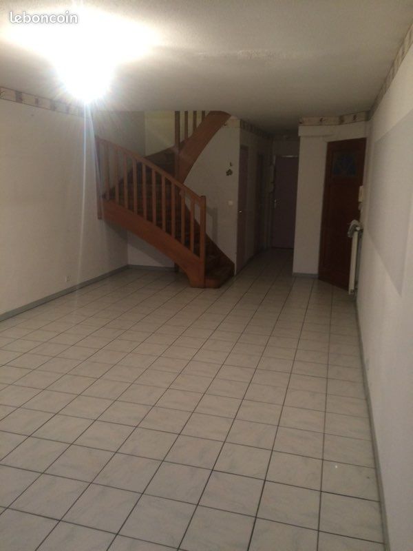 Appartement 5 pièces 115 m² · à Rive-de-Gier · 115 m² · 630 €/mois