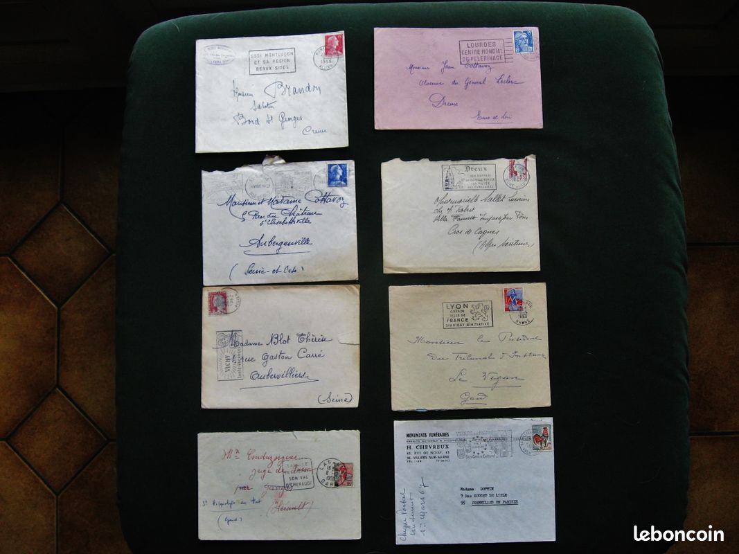 8 enveloppes flamme ville et timbre (image 1)