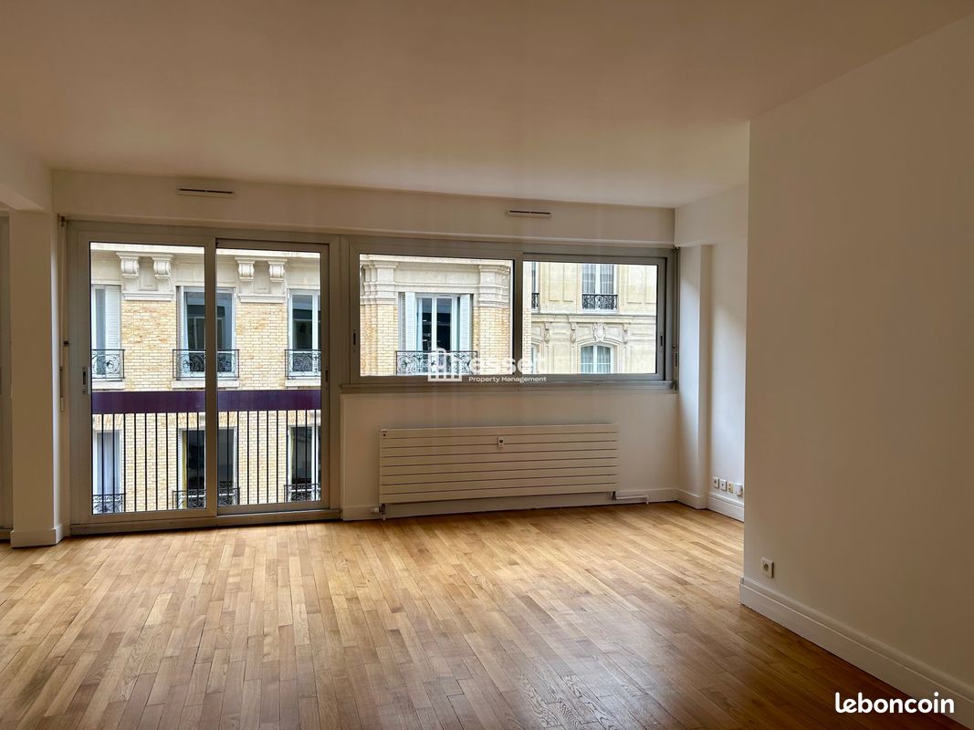 Appartement 4 pièces 85 m² · à Paris · 85 m² · 2 383 €/mois
