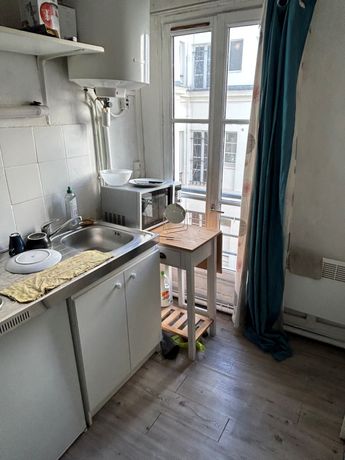 Appartement a louer paris-2e-arrondissement - 1 pièce(s) - 9 m2 - Surfyn