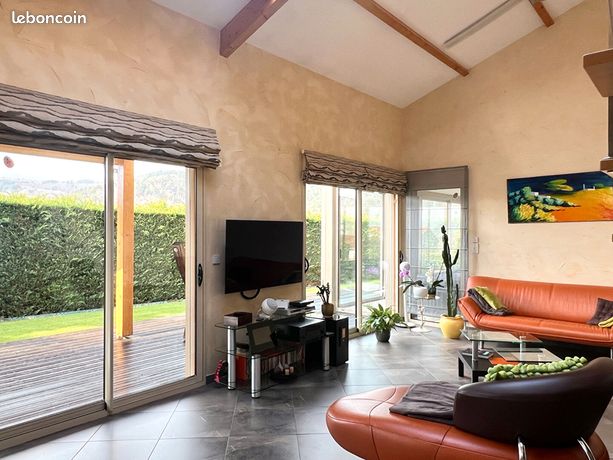 Villa 7 pièces 215 m²