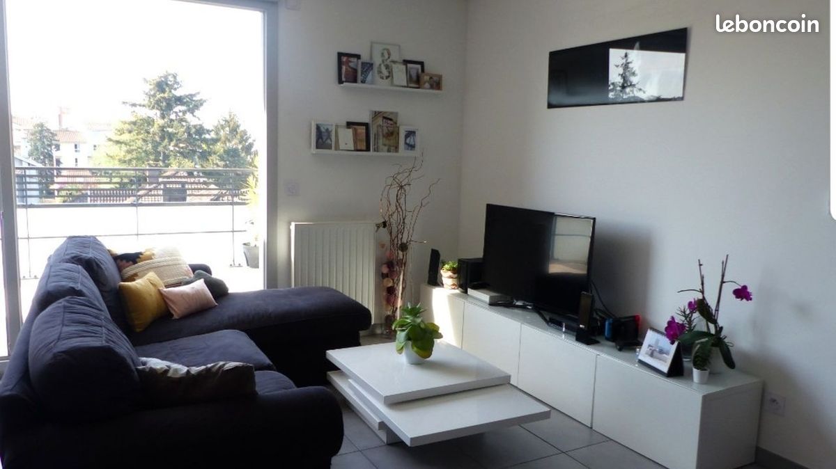 Appartement a louer tassin-la-demi-lune - 3 pièce(s) - 65 m2 - Surfyn