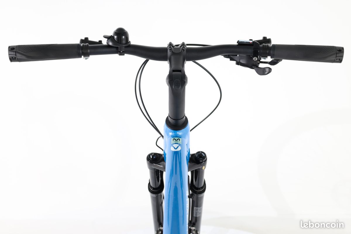 VÉLO DE VILLE A400 2024 Taille 56 - Vélo Vtc Musculaire | Disponible à la location (image 5)