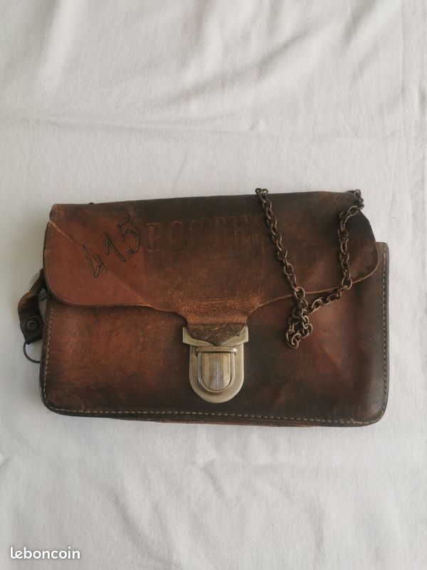 Ancienne sacoche la poste en cuir Antiquités