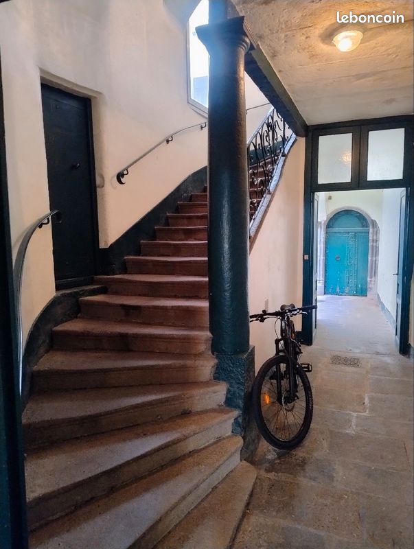 Appartement 2 pièces 45 m² · à Riom · 45 m² · 100 000 €
