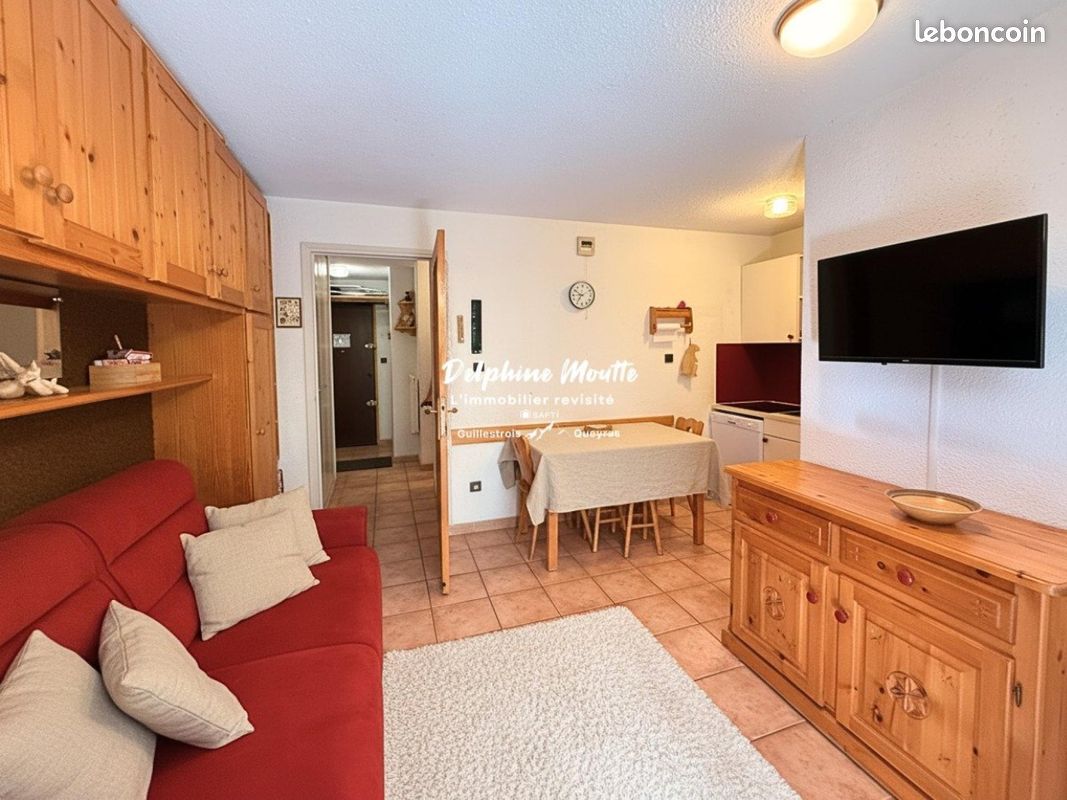 Studio 2 pièces 27 m² (image 2)