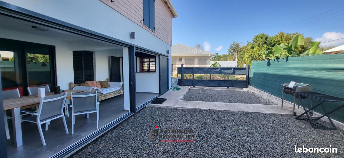 Appartement 3 pièces 93 m² · à Le Moule · 93 m² · 273 000 €
