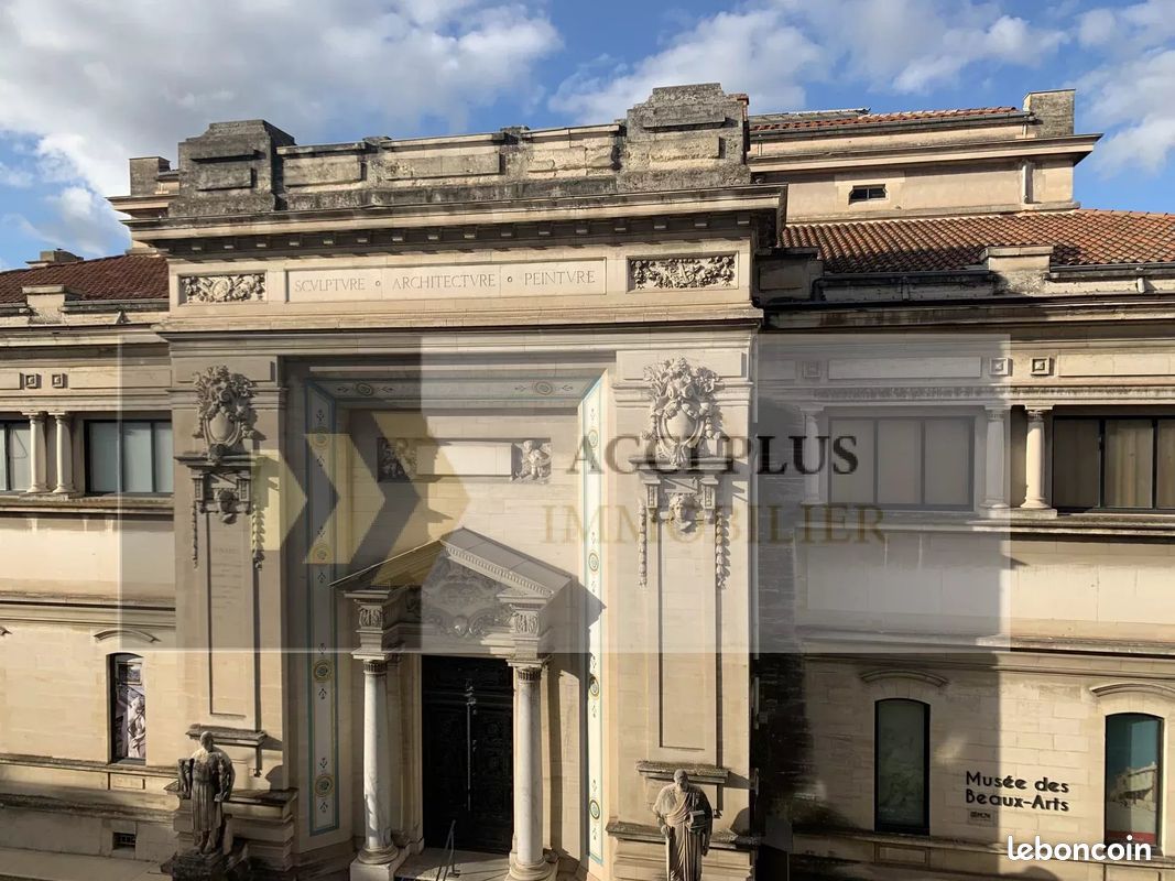 Immeuble 25 pièces 616 m² · à Nîmes · 616 m² · 2 310 000 €