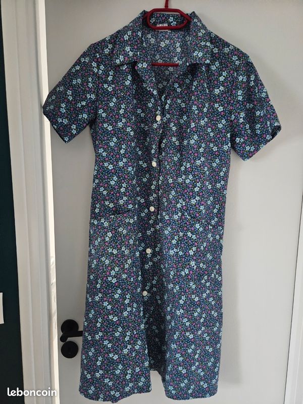 Blouse/tablier mamie vintage Vêtements