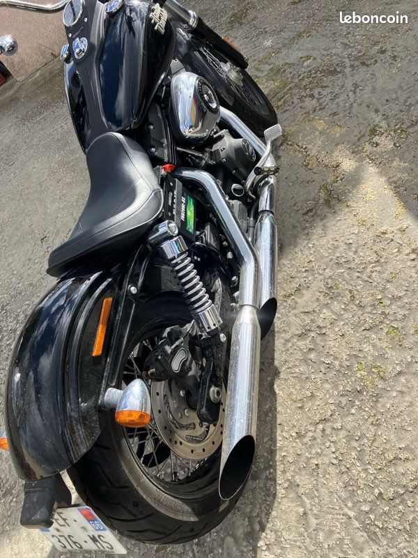 Harley Davidson street bob (image 3)