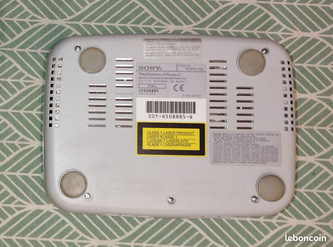 PSone + manette (image 2)