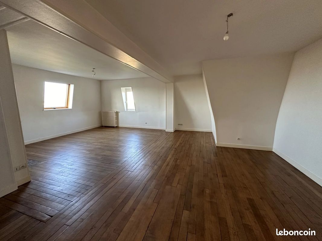 Appartement 3 pièces 82 m² · à Harly · 82 m² · 668 €