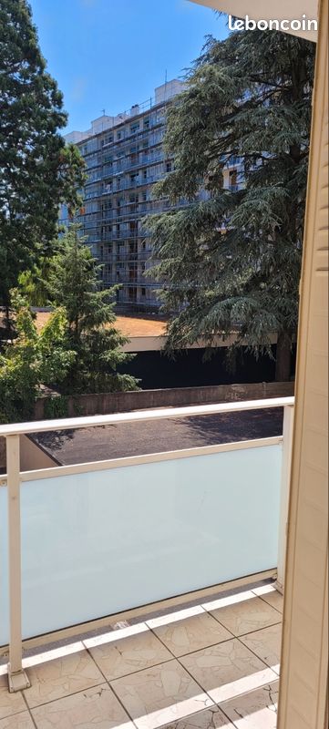 Parking 53 m² · à Saint-Étienne · 53 m² · 69 000 €