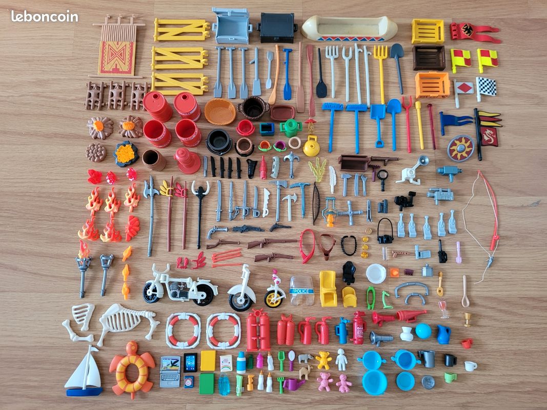 MAXI LOT GRANDES FIGURINES SOUPLES N°2