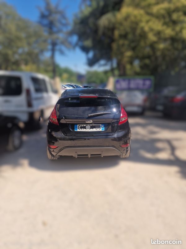 FORD Fiesta 3 portes 1.6 TDCi 95 cv (image 4)