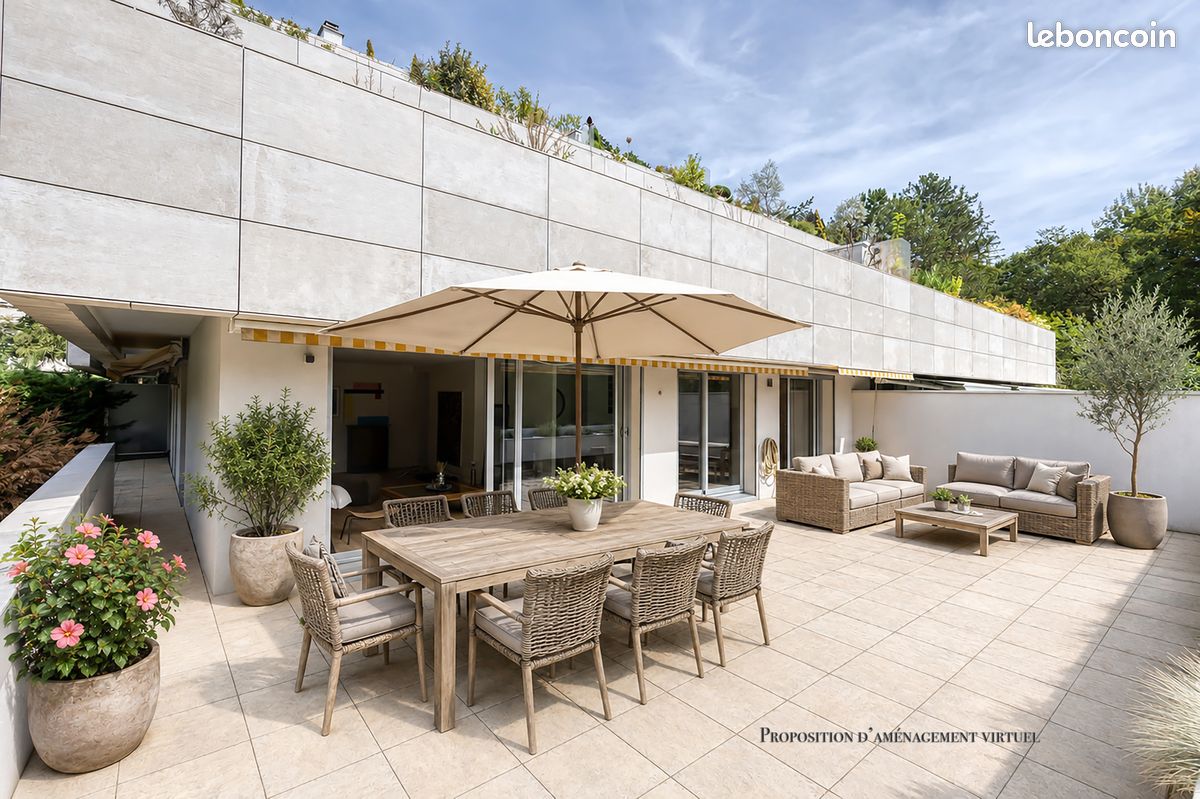 Appartement 3 pièces 133 m² · à Meylan · 133 m² · 577 000 €
