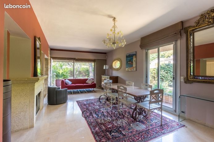 Villa 10 pièces 245 m² — 6