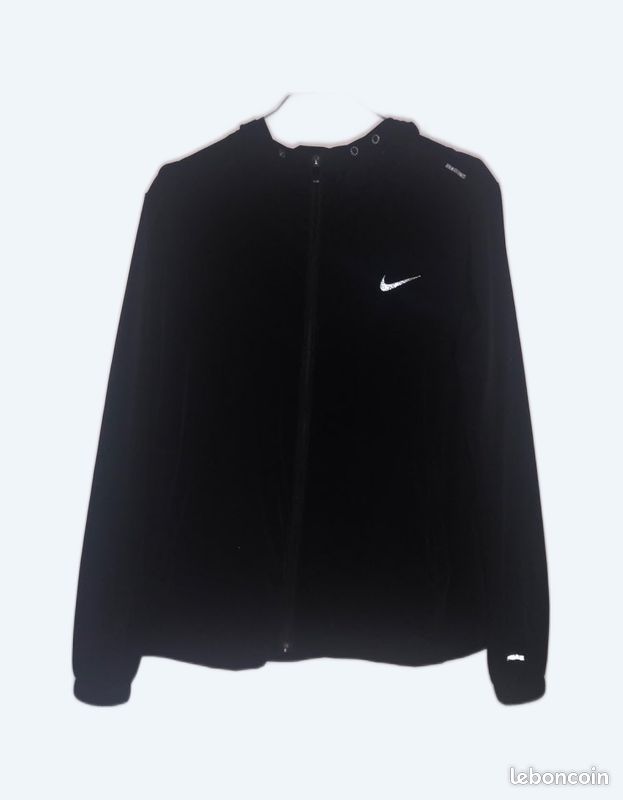Veste nike (prix négociable) (image 1)