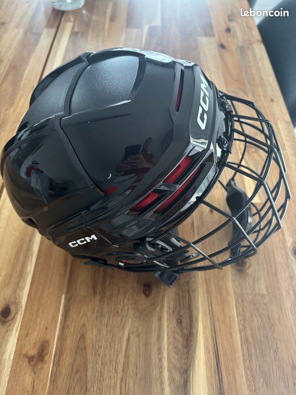 Casque ccm hockey taille L (image 2)